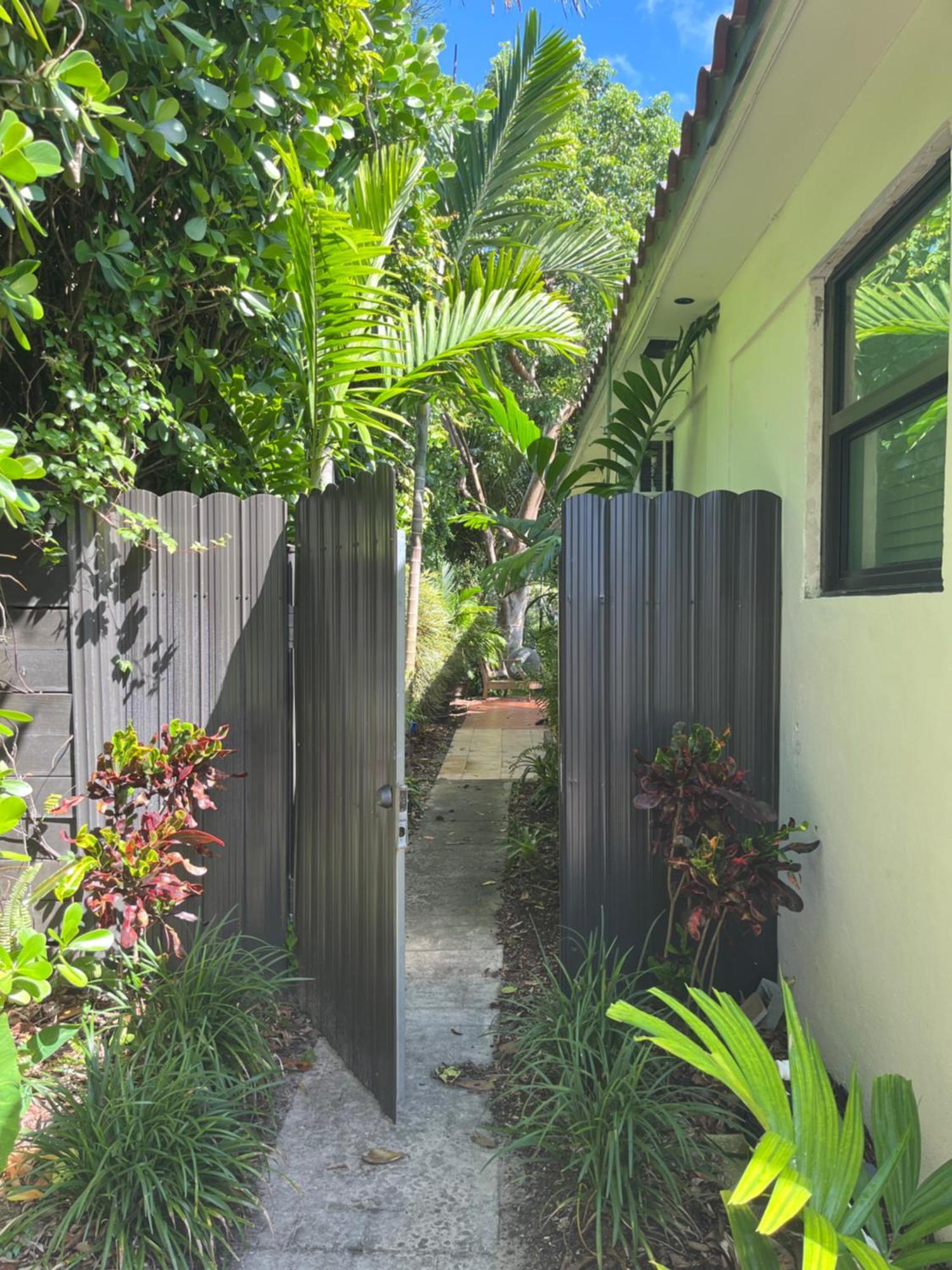 Biscayne Park Guest House North Miami Exterior photo